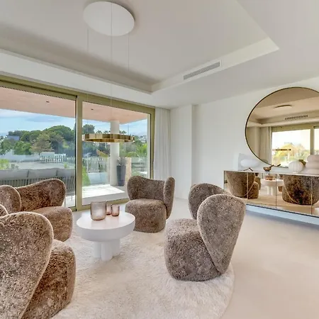 About Benalus Sky Apartment