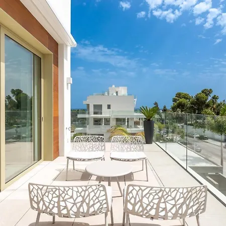 About Benalus Sky Apartment
